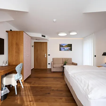 호텔 Hisa Ancka, Sencur - 3 Min To The Airport 3*