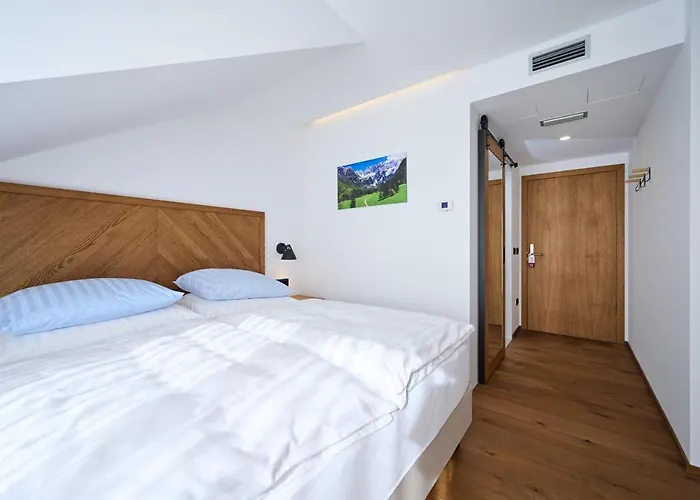 Hotel Hisa Ancka, Sencur - 3 Min To The Airport 3*