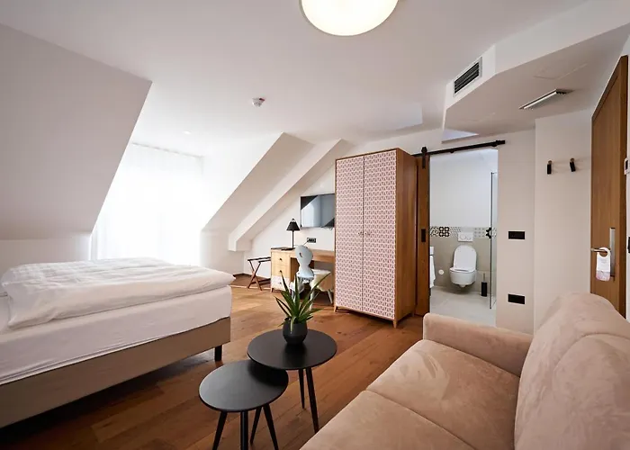 Hisa Ancka, Sencur - 3 Min To The Airport Hotel 3*